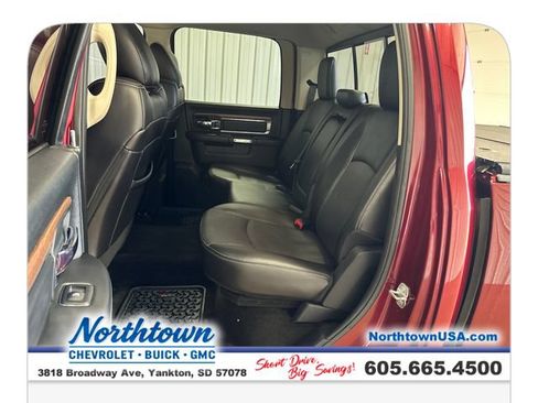 Used 2017 RAM 1500 Laramie w/ Convenience Group AWD/4WD image 24