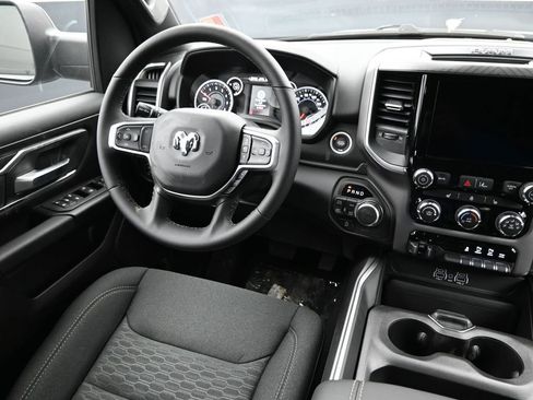 New 2026 RAM 1500 Big Horn AWD/4WD image 11