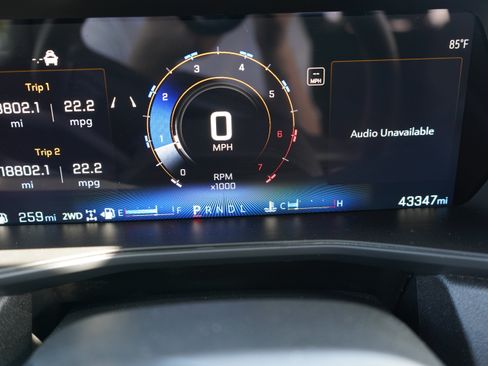 Used 2024 Chevrolet Colorado W/T w/ Safety Package AWD/4WD image 9