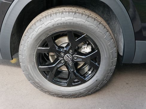 New 2026 Volkswagen Atlas Peak Edition AWD/4WD image 5