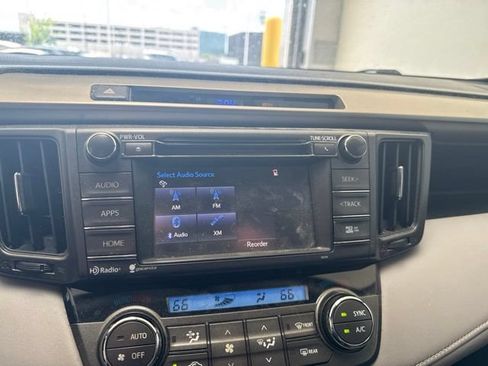 Used 2015 Toyota RAV4 XLE FWD image 9