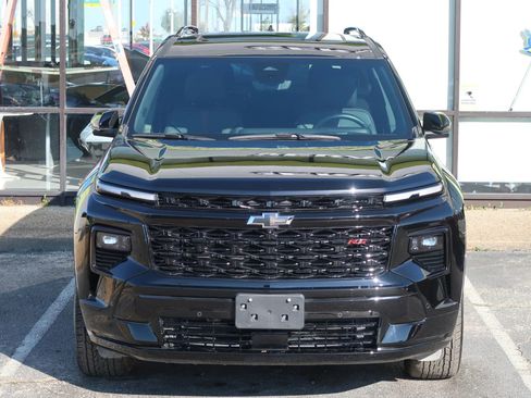 Used 2024 Chevrolet Traverse RS w/ LPO, Floor Liner Package image 4