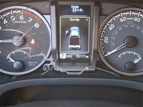 Certified 2023 Toyota Tacoma TRD Off-Road image 25