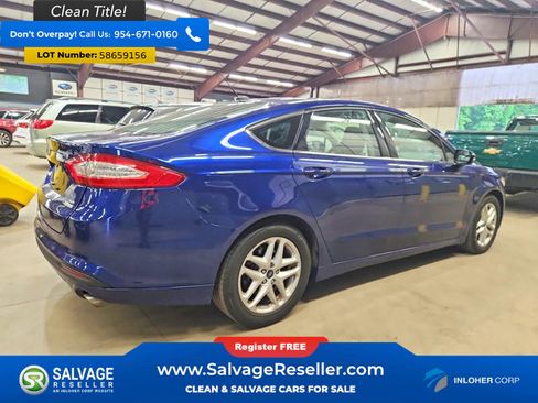 Used 2016 Ford Fusion SE FWD image 4