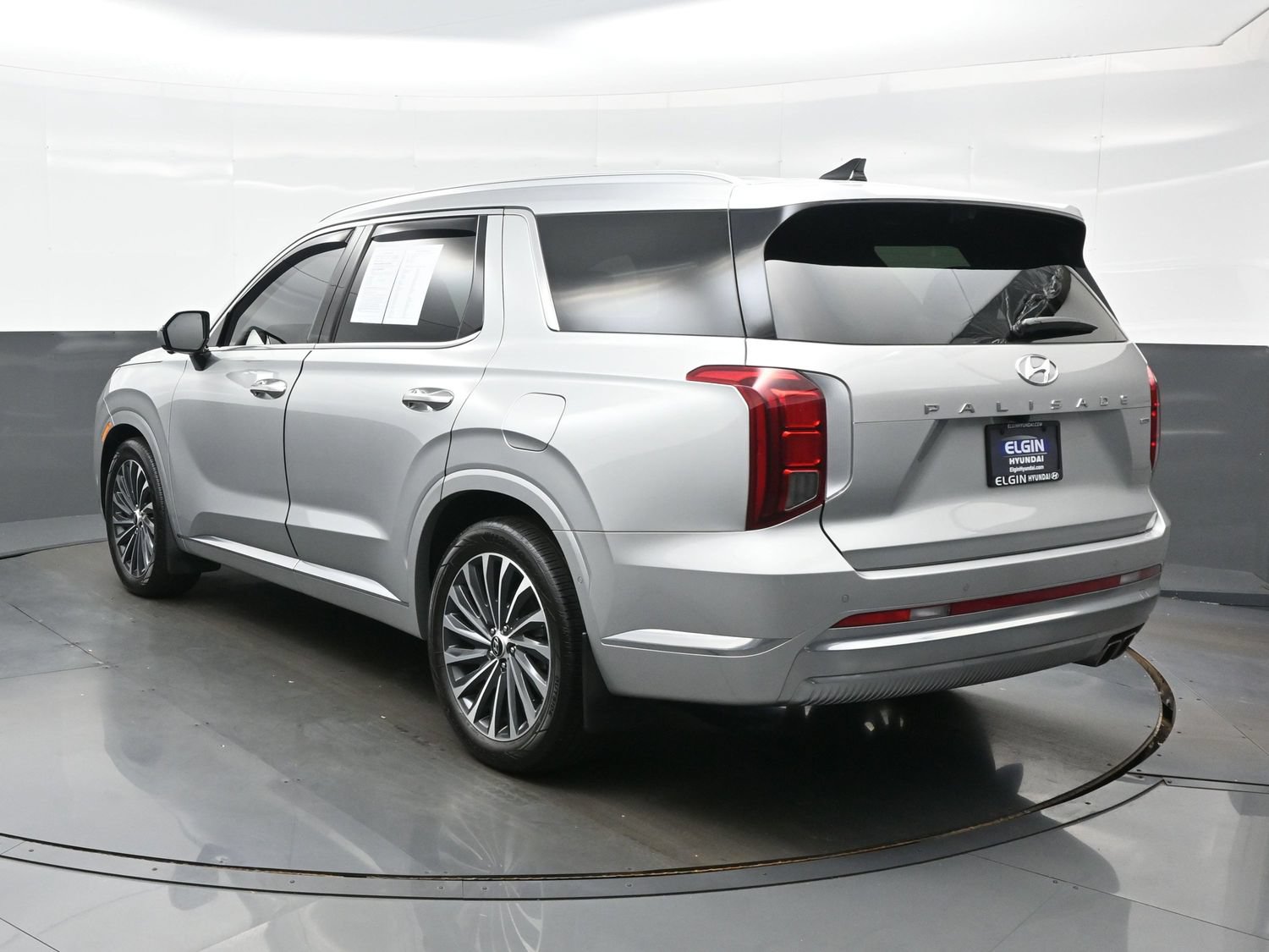 Certified 2024 Hyundai Palisade Calligraphy AWD/4WD image 4