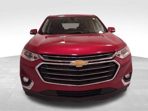 Used 2021 Chevrolet Traverse LT image 9