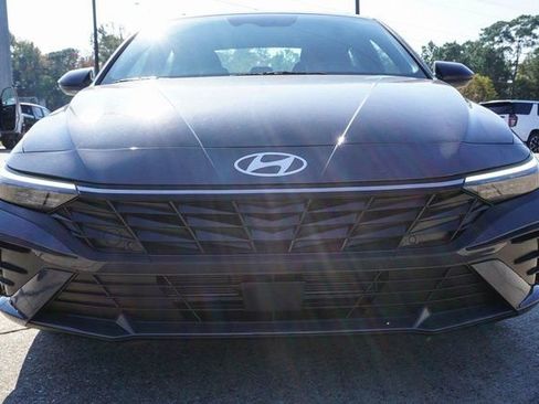 New 2026 Hyundai Elantra SEL Sport Premium FWD image 8