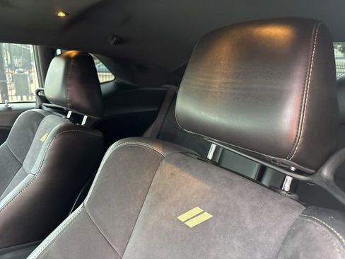 Used 2023 Dodge Challenger R/T Scat Pack RWD image 9