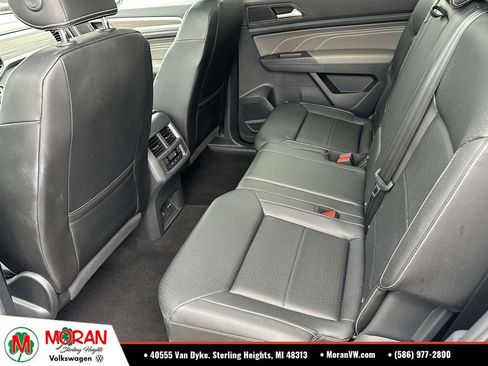 Used 2023 Volkswagen Atlas SEL AWD/4WD image 13