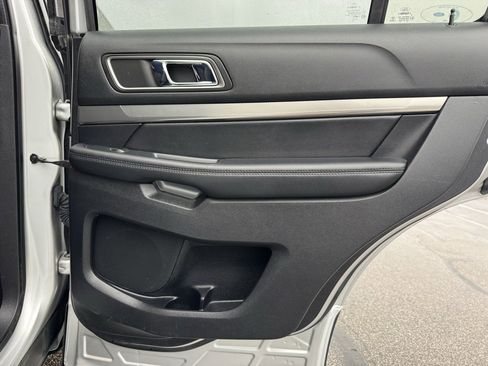 Certified 2018 Ford Explorer XLT image 27