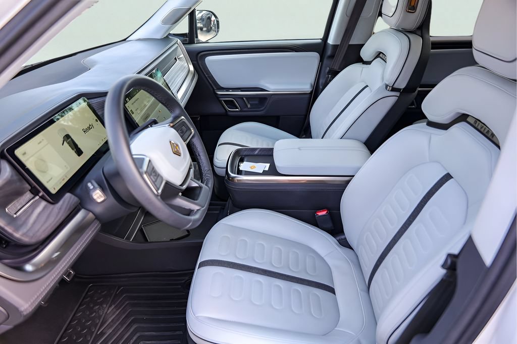 Used 2024 Rivian R1S Adventure Quad AWD/4WD image 12