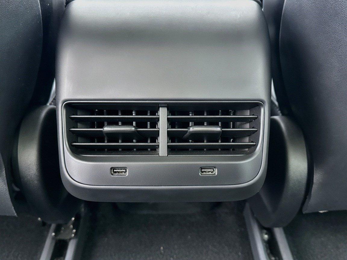 Used 2023 Tesla Model 3 Standard Range RWD image 16