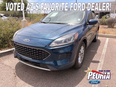 Used 2020 Ford Escape SE FWD image 1