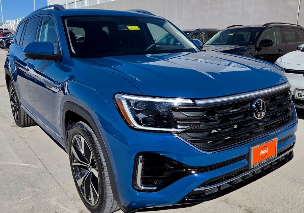 Certified 2025 Volkswagen Atlas SEL Premium R-Line AWD/4WD image 2