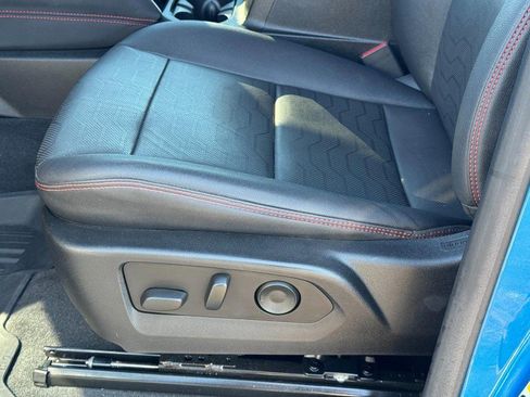 Used 2023 Chevrolet Colorado Z71 w/ Z71 Convenience Package 2 image 23