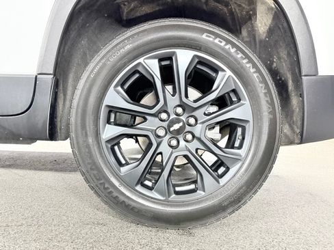 Used 2020 Chevrolet Traverse RS FWD image 11