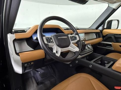 Used 2024 Land Rover Defender 110 S AWD/4WD image 5