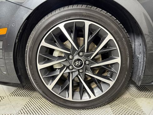 Used 2022 Hyundai Sonata Limited w/ Cargo Package image 22