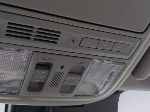 Used 2018 Honda Pilot EX-L image 33