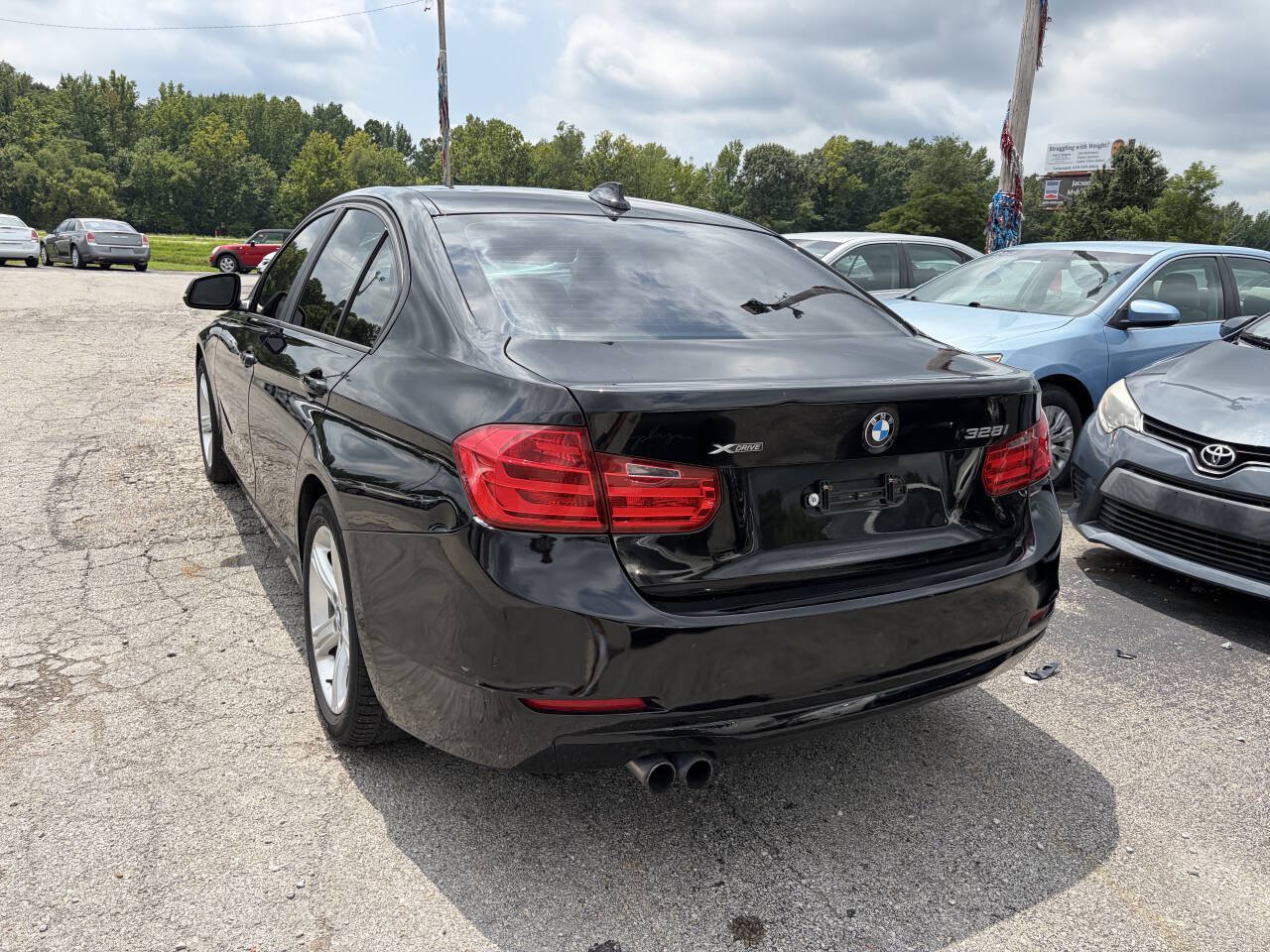 Used 2013 BMW 328i xDrive Sedan AWD/4WD image 4