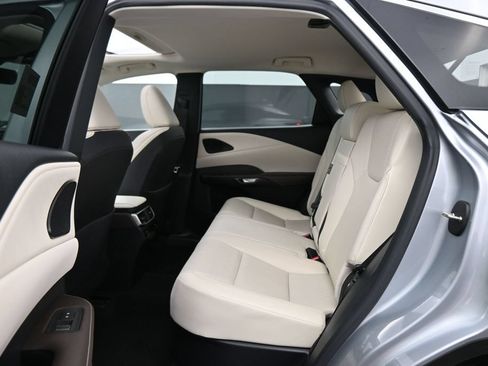 Used 2023 Lexus RX 350 Premium Plus w/ Cold Area Package FWD image 17