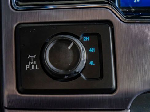 Used 2022 Ford F250 Limited image 25