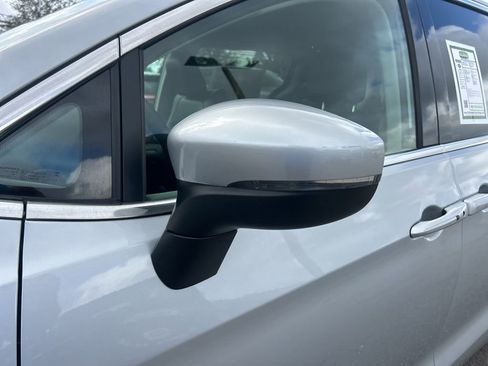 Certified 2023 Chrysler Pacifica Touring-L image 18