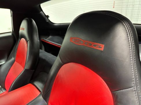 Used 2002 Chevrolet Corvette Z06 w/ Memory Pkg image 16