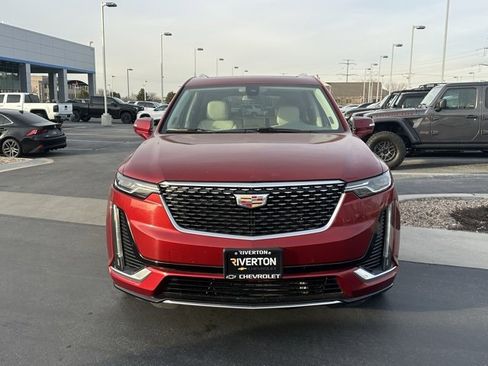 Used 2024 Cadillac XT6 Premium Luxury image 30