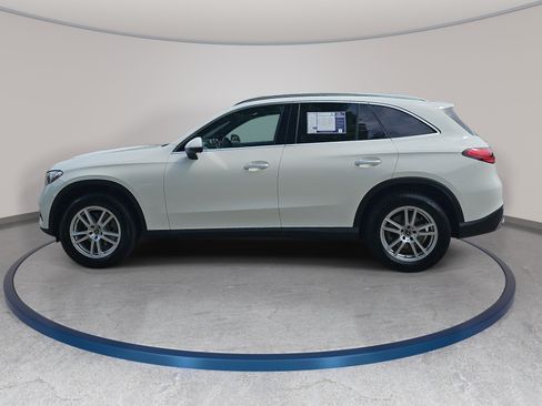Certified 2026 Mercedes-Benz GLC 300 4MATIC image 9