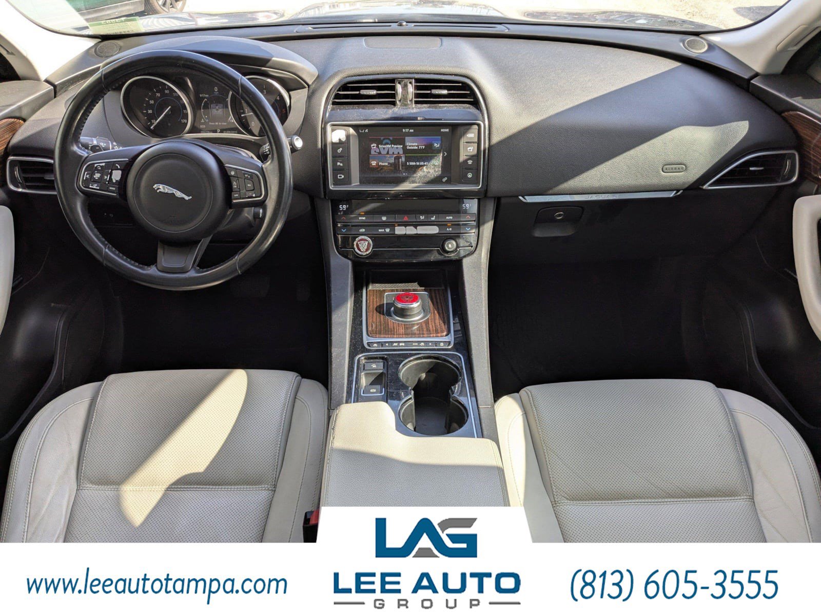 Used 2017 Jaguar F-PACE Prestige AWD/4WD image 16