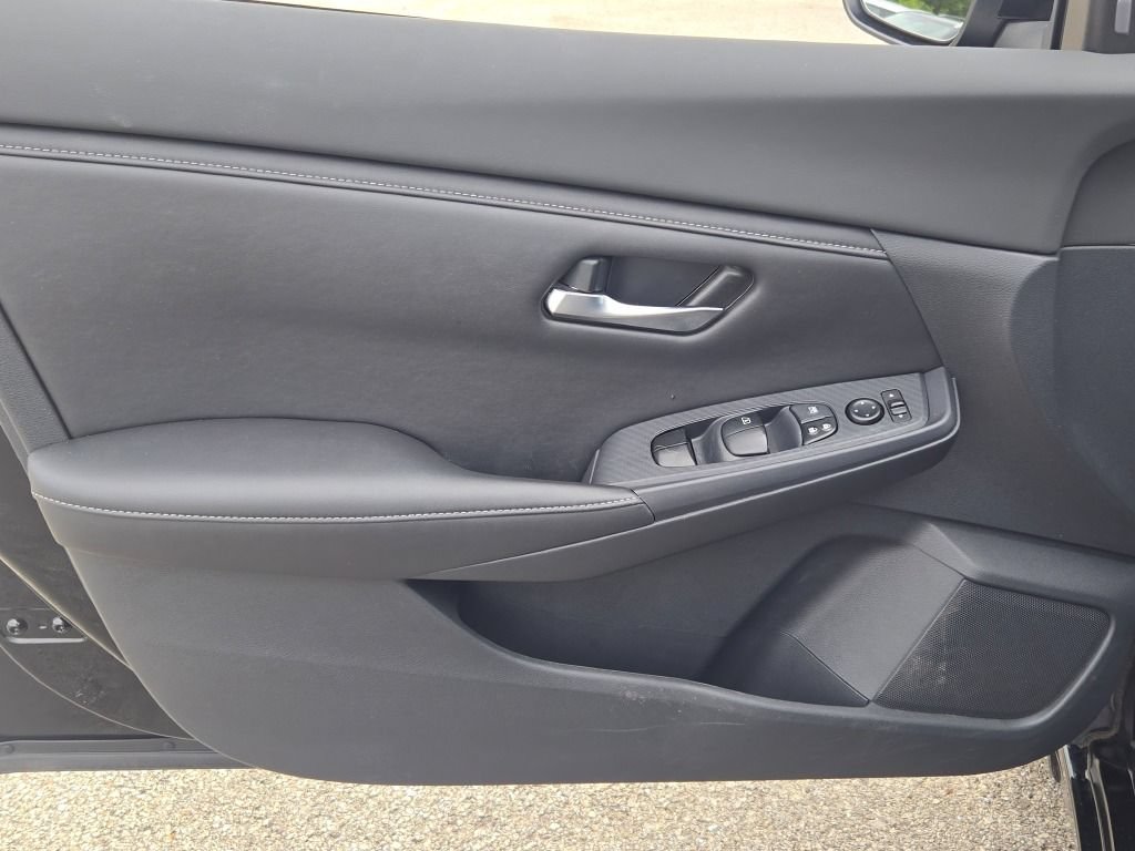 Used 2023 Nissan Sentra SV w/ All-Weather Package FWD image 22