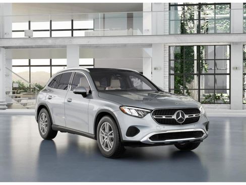 Used 2026 Mercedes-Benz GLC 300 image 9