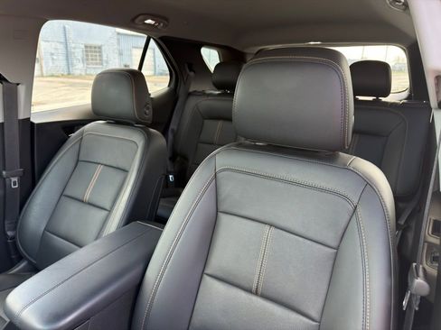 Used 2022 Chevrolet Equinox Premier AWD/4WD image 11