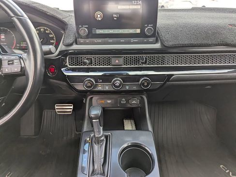 Used 2022 Honda Civic Sport image 11