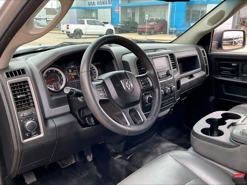 Used 2019 RAM 1500 Tradesman image 16