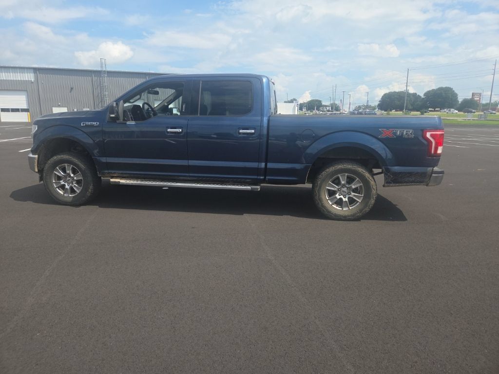 Used 2017 Ford F150 XLT w/ Equipment Group 302A Luxury AWD/4WD image 12