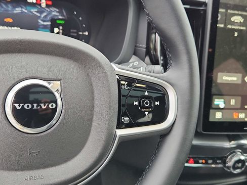 Used 2026 Volvo XC60 T8 Polestar w/ Protection Package Premier image 20