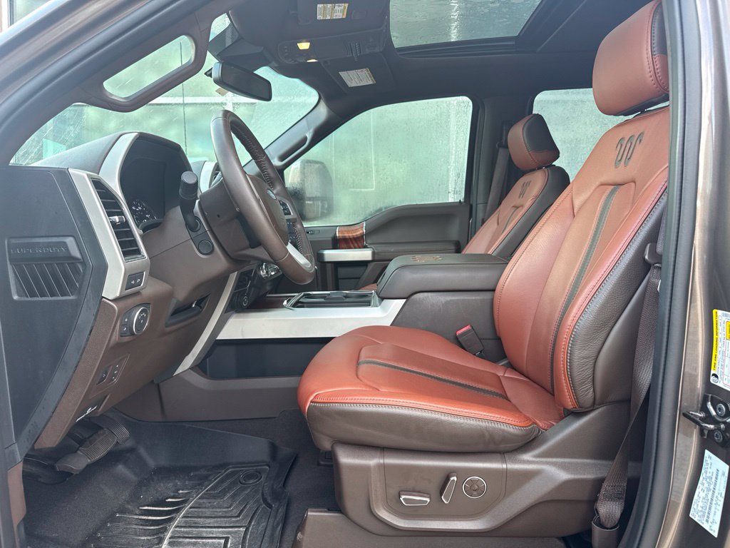 Used 2022 Ford F250 King Ranch w/ King Ranch Ultimate Package AWD/4WD image 9