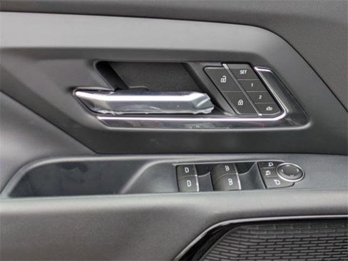 New 2025 Chevrolet Silverado EV RST image 13