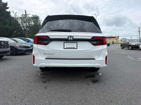 New 2026 Honda Odyssey EX-L image 5