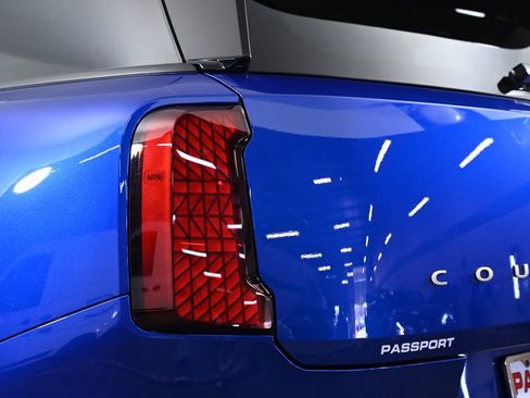 Certified 2025 MINI Cooper Countryman S image 7