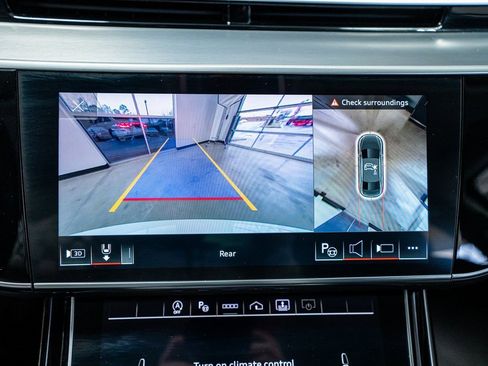 Used 2023 Audi S8 image 46