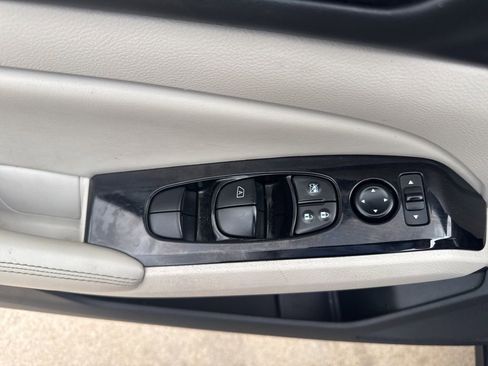 Certified 2024 Nissan Altima 2.5 SL image 14