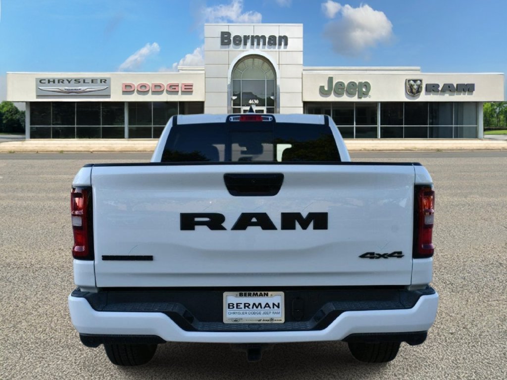 New 2026 RAM 1500 Big Horn AWD/4WD image 6