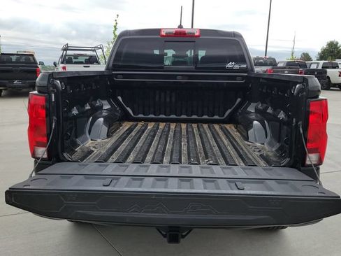 Used 2025 Chevrolet Colorado Trail Boss AWD/4WD image 13