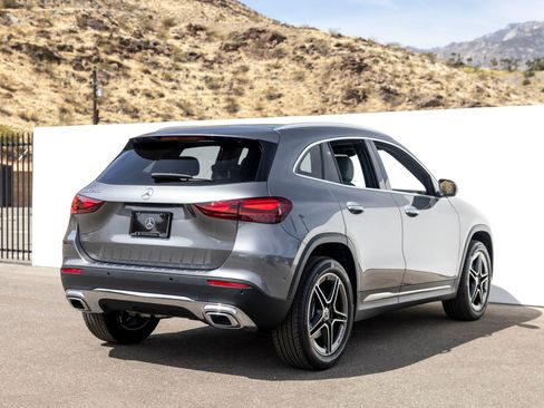 Used 2026 Mercedes-Benz GLA 250 image 11