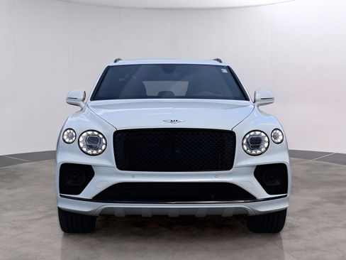 Used 2021 Bentley Bentayga Plug-In Hybrid AWD/4WD image 2