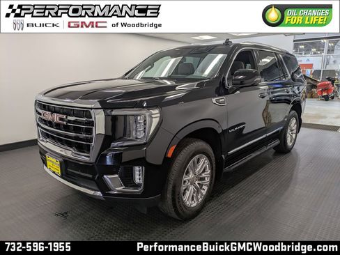Used 2023 GMC Yukon SLT image 1