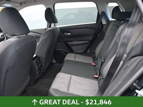 Used 2025 Nissan Rogue SV AWD/4WD image 17